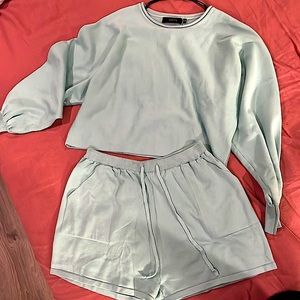Matching light teal set.Comfortable and stylish!